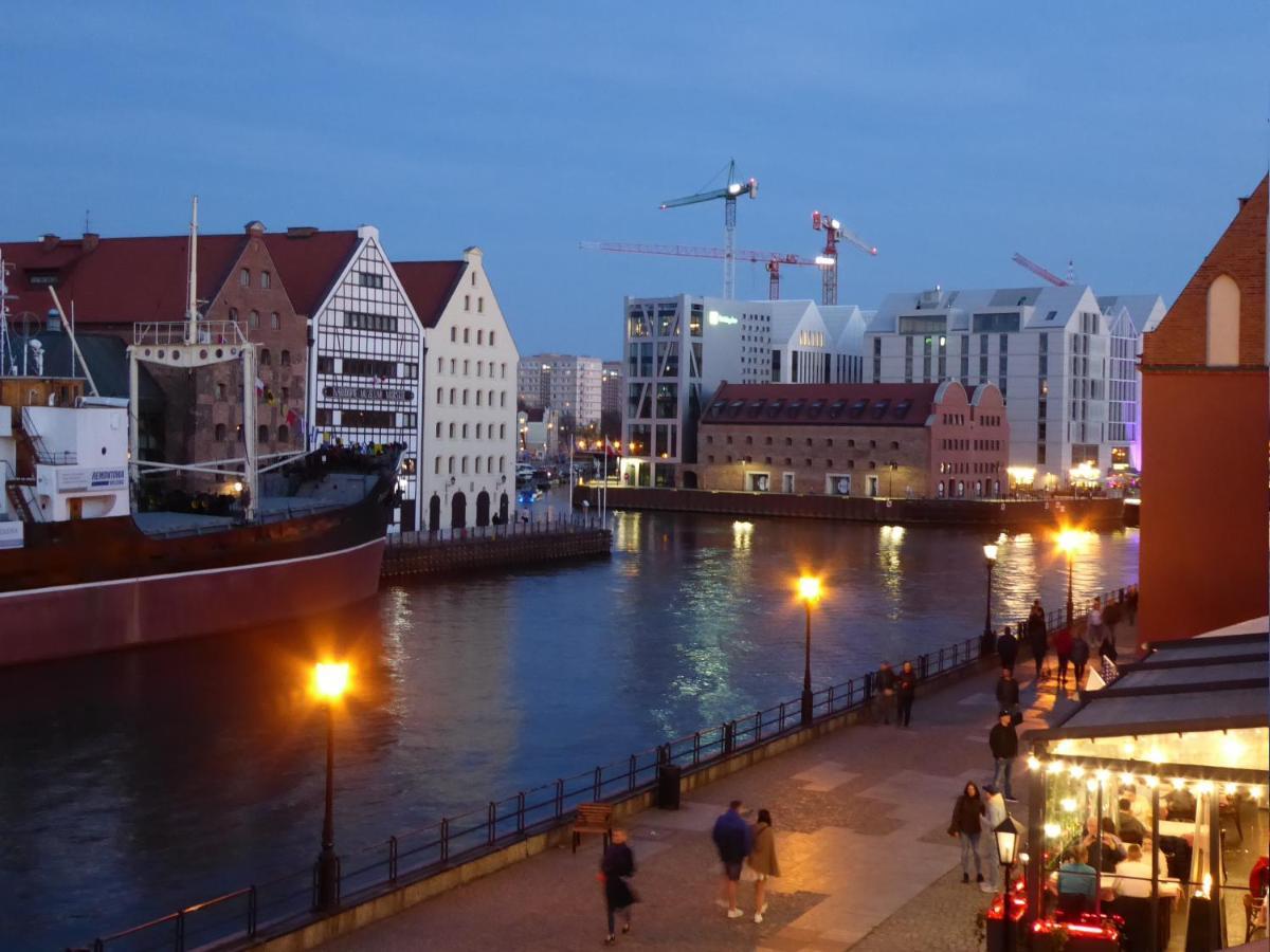 Magical River View By Downtown Apartments غدانسك المظهر الخارجي الصورة