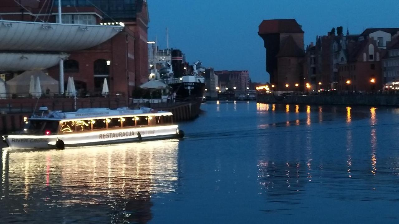 Magical River View By Downtown Apartments غدانسك المظهر الخارجي الصورة