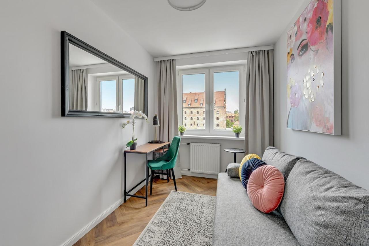 Magical River View By Downtown Apartments غدانسك المظهر الخارجي الصورة